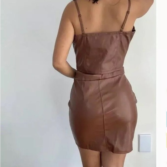 Haute Monde faux leather dark mocha dress L - Picture 3 of 6
